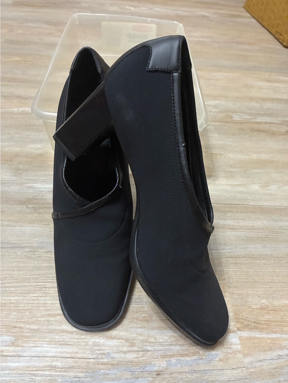 Aerosoles ladies shoes